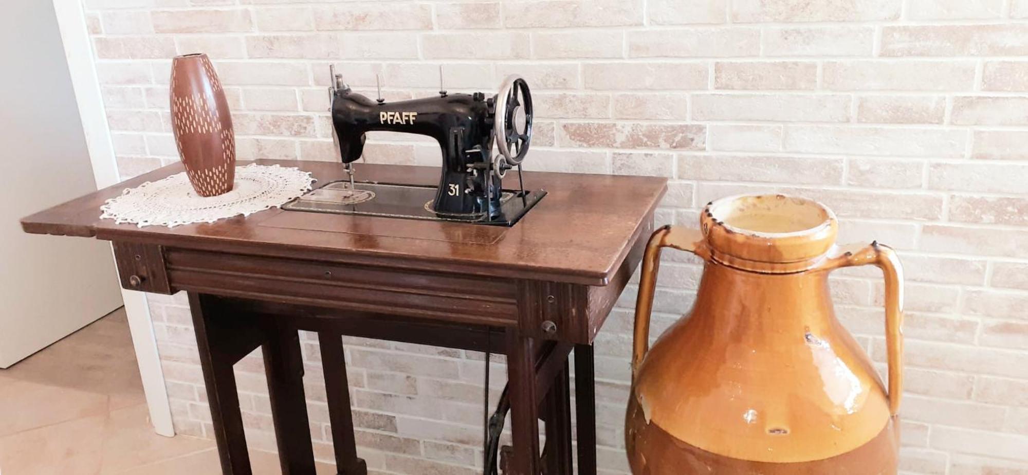 ポルト・チェザーレオ Casale Conte Dell'Annaヴィラ 部屋 写真