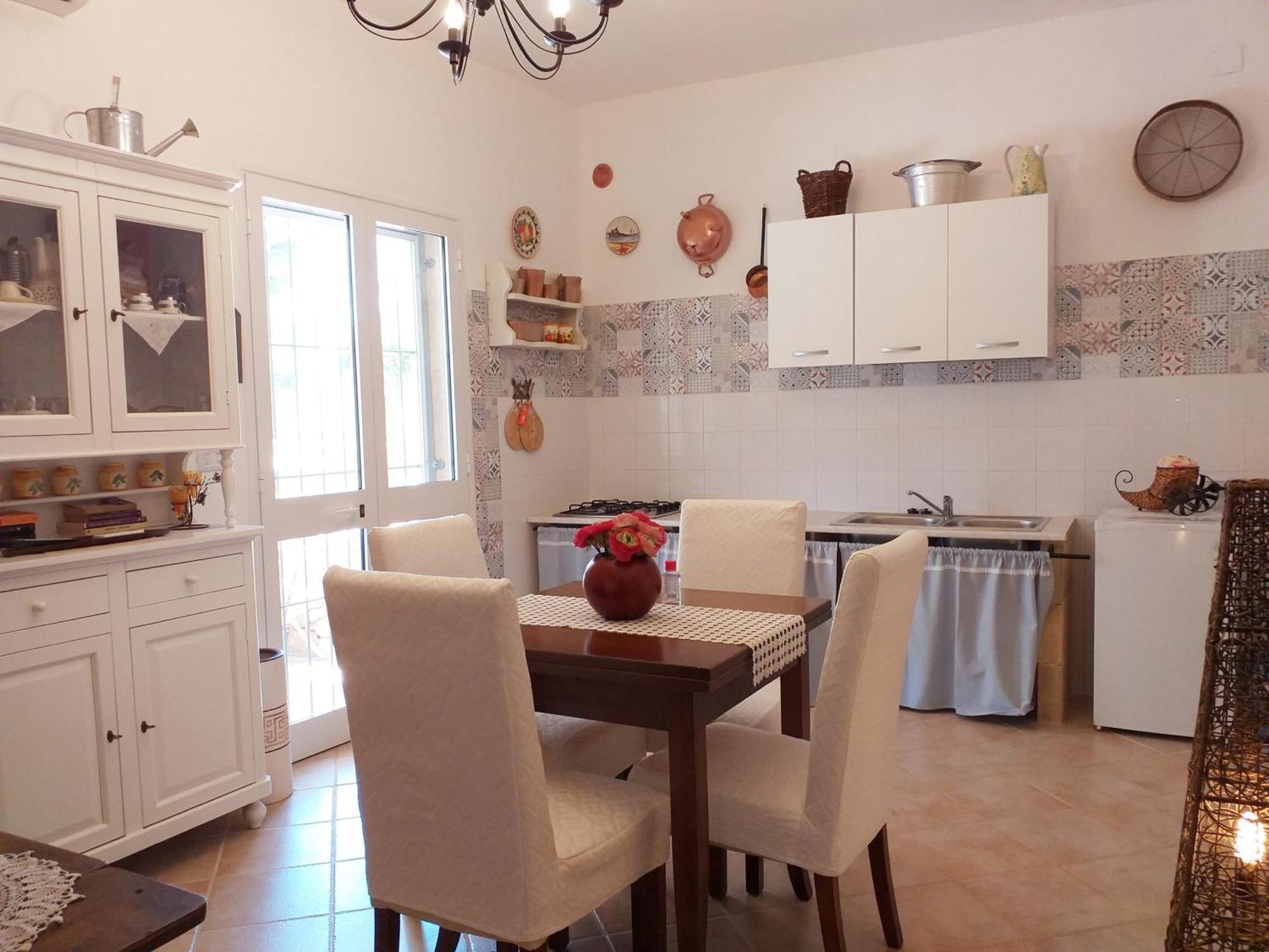 ポルト・チェザーレオ Casale Conte Dell'Annaヴィラ 部屋 写真